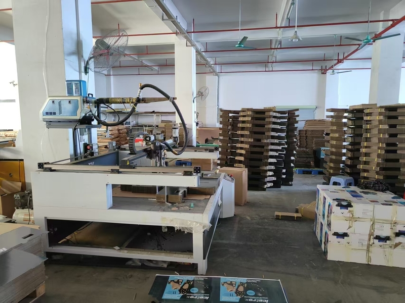 International T&W Enterprise Limited производственная линия производителя